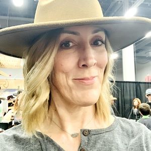 Meet your Posher, Riss